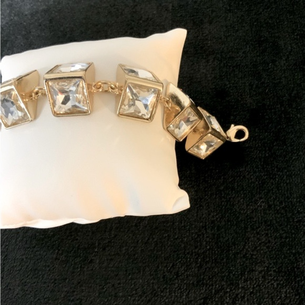 Women’s Gold and Jeweled Fashion Bracelet - Picture 4 of 7